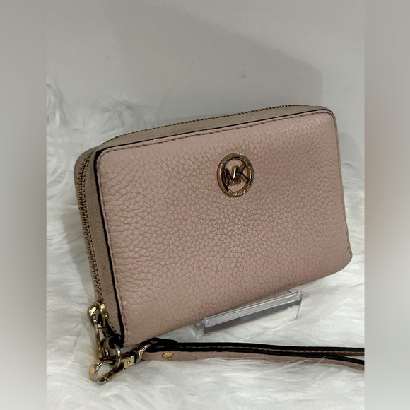 Michael Kors Pink Pebbled Leather Zip-Around Wristlet Wallet MK Logo Clutch - Picture 2 of 8